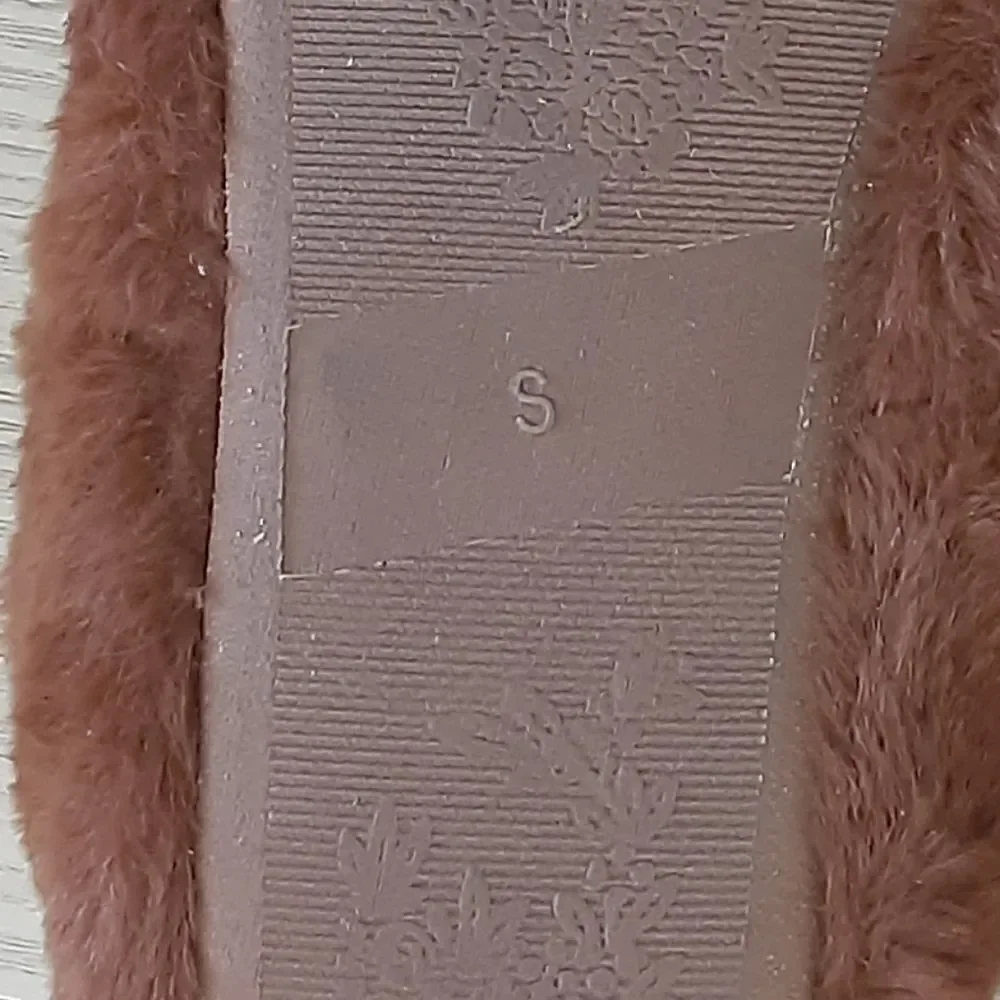 Furry Fox Children's Slippers, Brown and Cream, size Youth Small, NWOT